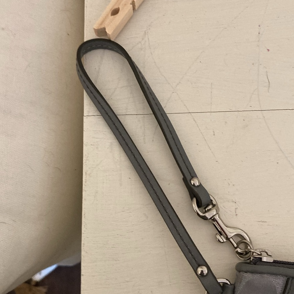 Coach Wristlet - Picture 5 of 6
